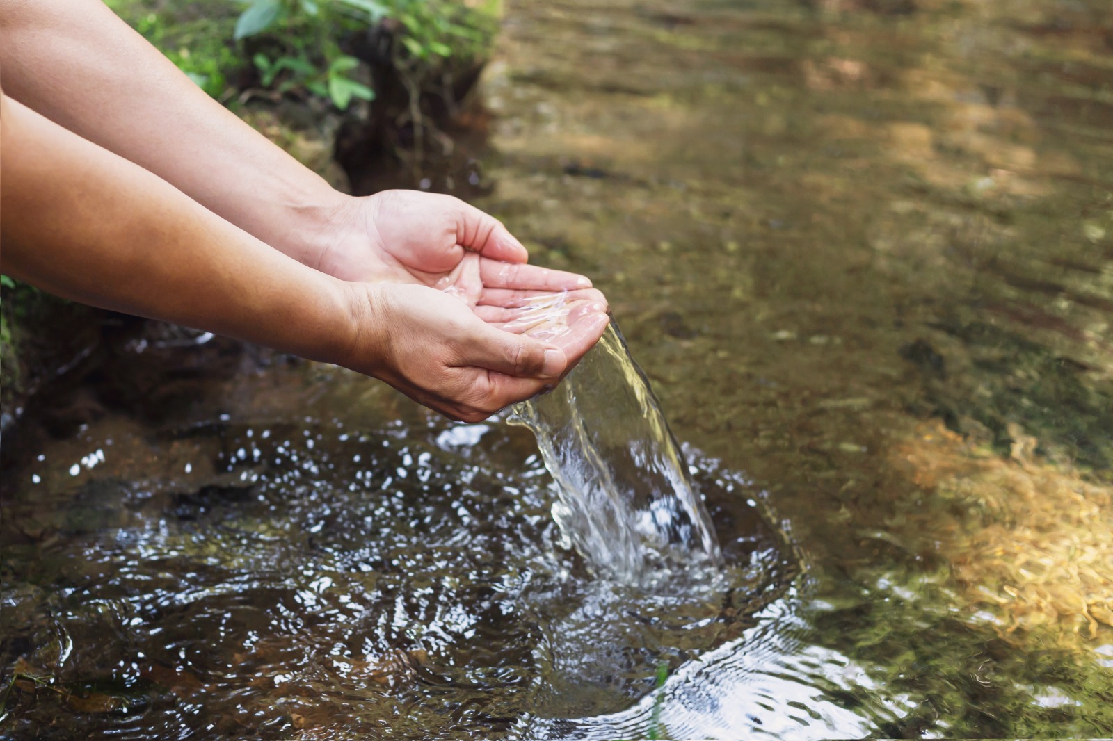 Ministerio de Salud y AyA trabajan en plan de acción para garantizar suministro de agua potable a vecinos de la zona norte del país Ministerio de Salud y AyA trabajan en plan de acción para garantizar suministro de agua potable a vecinos de la zona norte del país