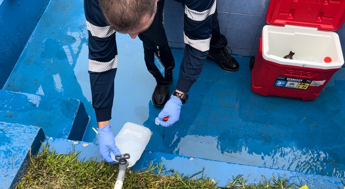 Inicia programa de muestreo de agua en la Zona Norte de Cartago