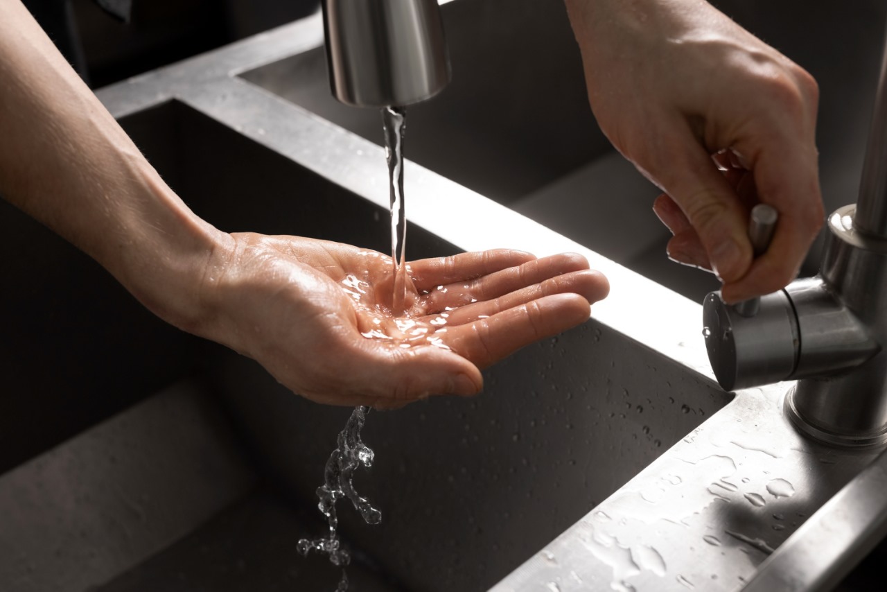 Ministerio de Salud informa sobre situación del suministro de agua potable en Tibás, Moravia y Goicochea