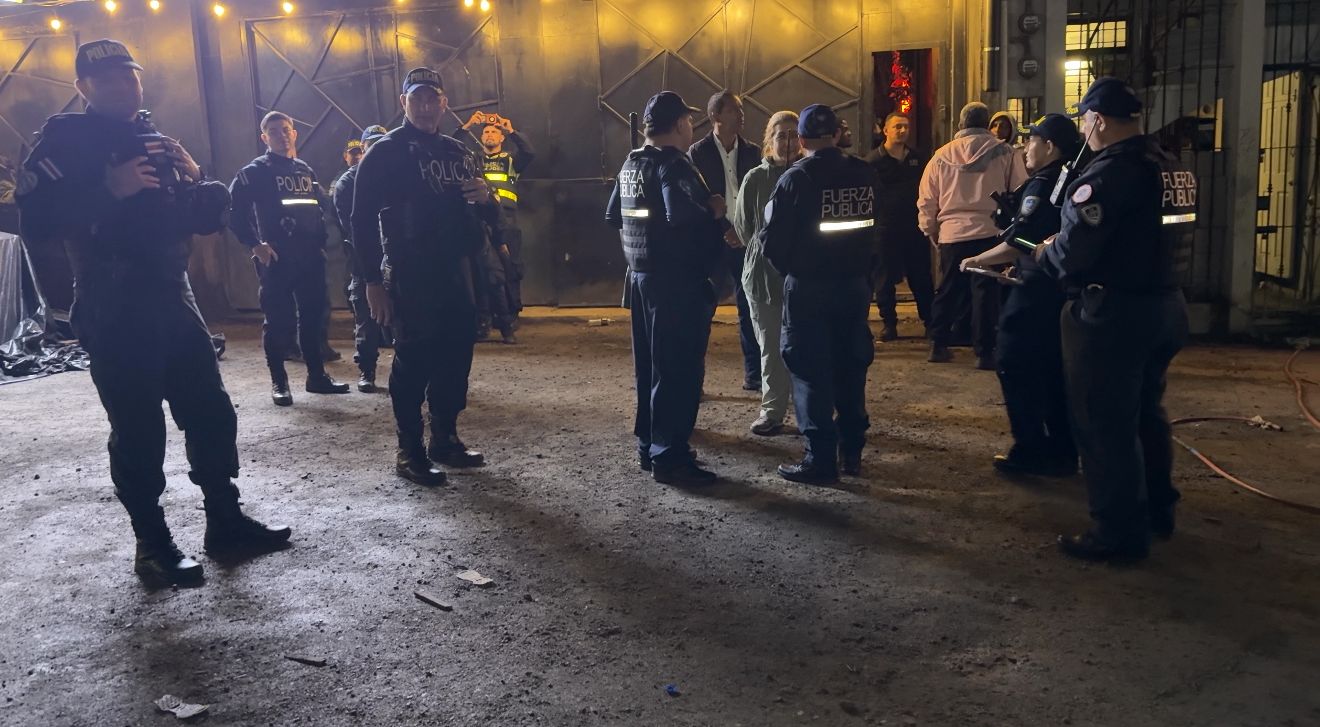 Gobierno refuerza control en Barrio La California: clausuran bares y decomisan productos ilegales
