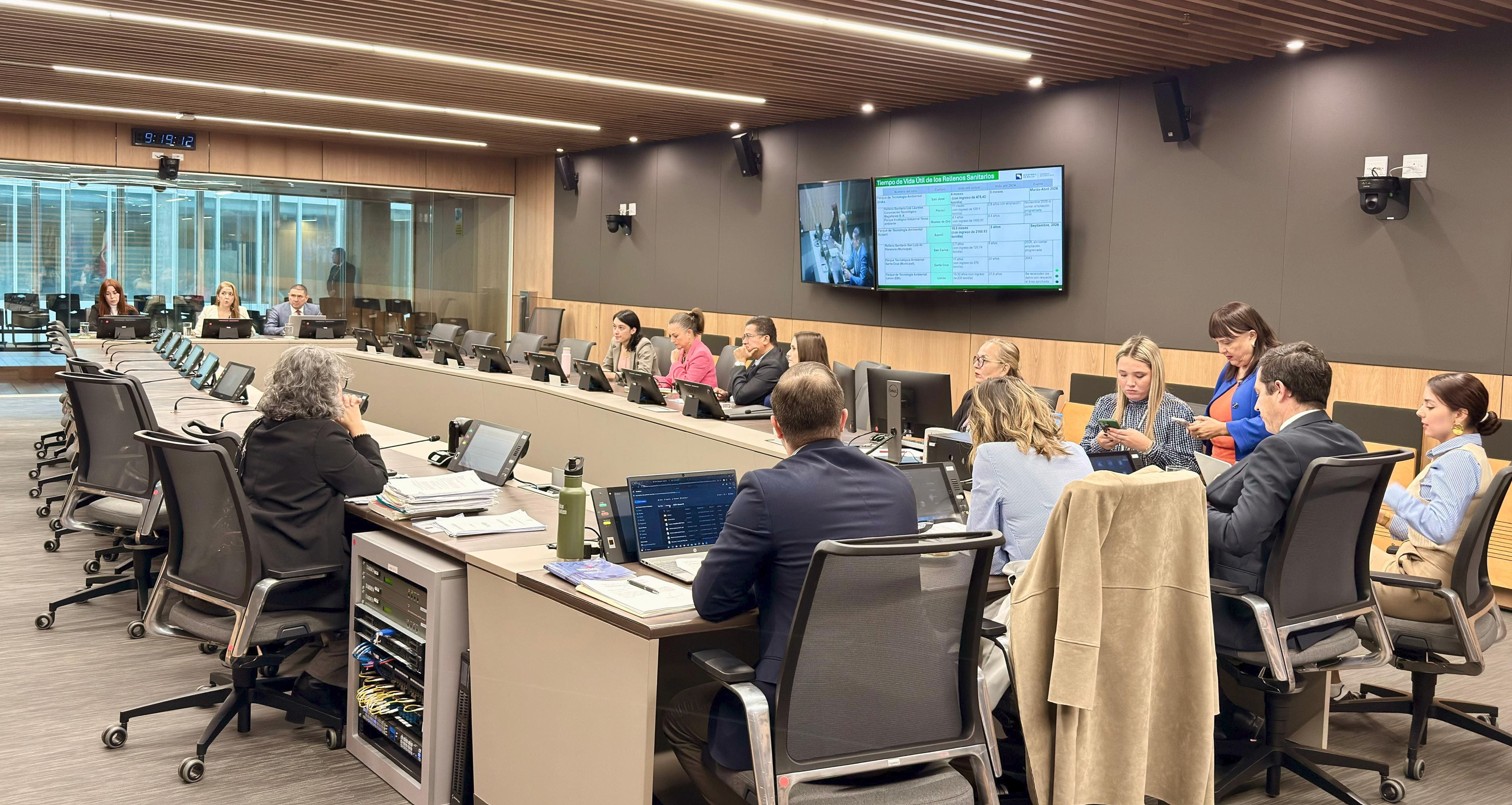 Ministra de Salud se presenta ante Comisión Legislativa por proyecto para transformar residuos orgánicos en energía